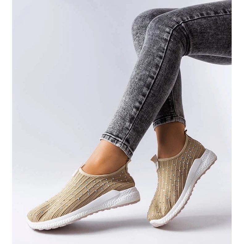 D/GMR Beige sneakers with rhinestones from Maasje 2