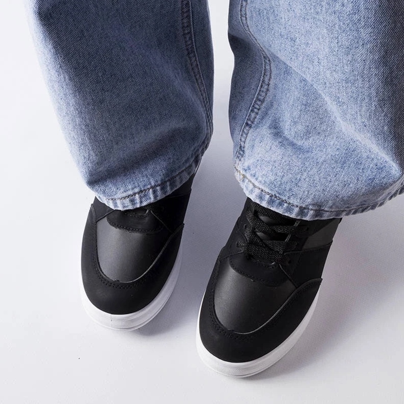 D/GMR CinqMars black wedge sneakers 2