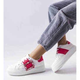 D/GMR White sneakers decorated with a pink Ike buckle 2