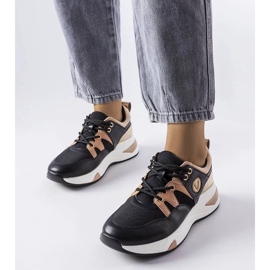 D/GMR Black and gold sneakers Vinceza 1