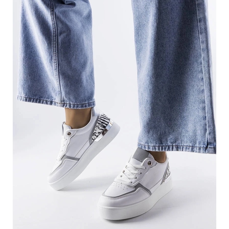 D/GMR White sneakers on the Tooele platform 1