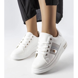 D/GMR Sacaton platform white sneakers 1