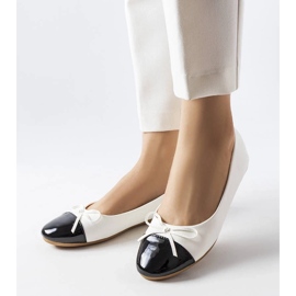 D/GMR White patent toe ballerinas from Despins 1