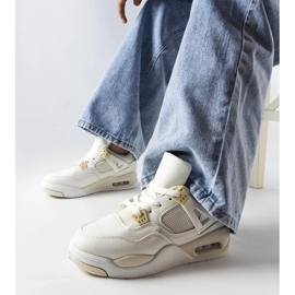 D/GMR Beige sneakers made of combined materials from Malas 2