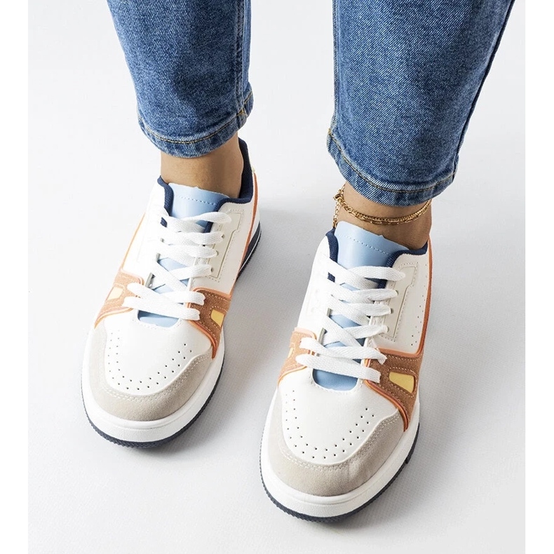 D/GMR Colorful sports sneakers from Willson white 2 D/GMR Colorful sports sneakers from Willson white 2