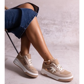 D/GMR Beige sneakers with a mirror insert from Kollins 2