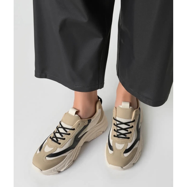 Women's zenna black sneakers beige 2
