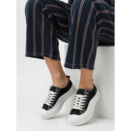 Women's Sneakers Black 2