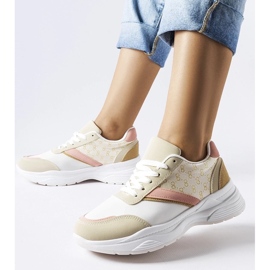 D/GMR Beige and white sneakers with a gold duffy accent 2