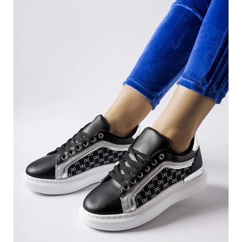 D/GMR Black sneakers with silver Leo decoration 2