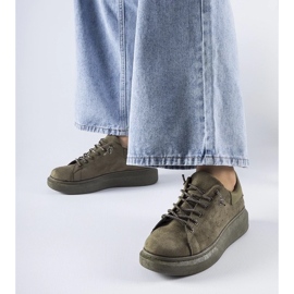 D/GMR Green sneakers on the Cipriano platform 1