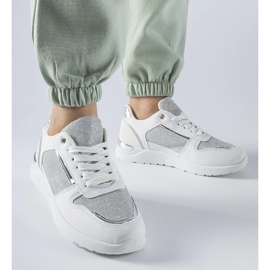 D/GMR White sneakers with decorative thread from Facondo 1