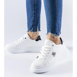 D/GMR White sneakers with a zircon Fairfax application 2