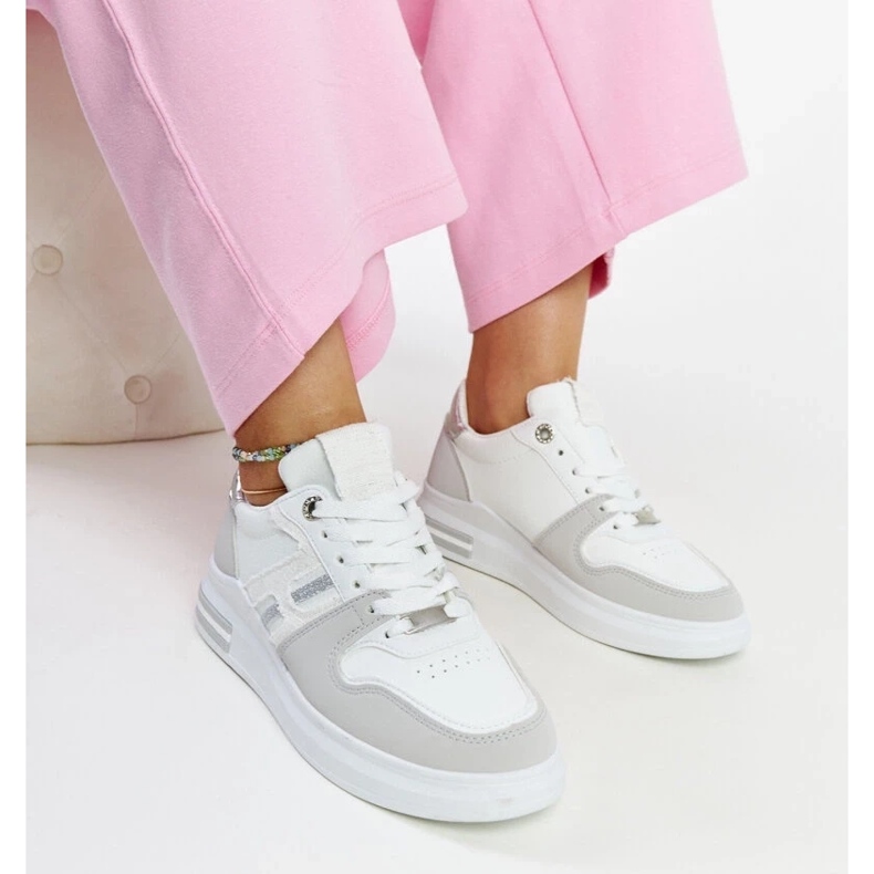 D/GMR White and gray sneakers on the Negisti platform 1