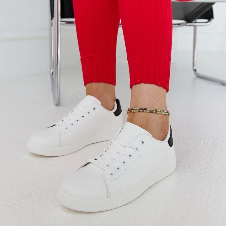 D/GMR White sneakers on the Birikti platform with a black element 2