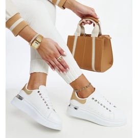 D/GMR White sports shoes with a gold Meriana insert 2