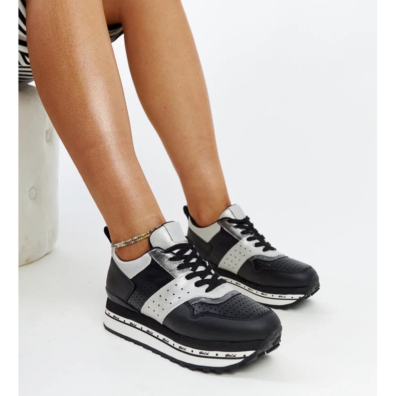 Black sneakers with a high sole from Askalua 1