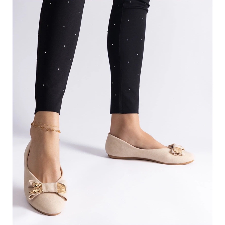 D/CEO Beige ballet flats decorated with an Esdras bow and brooch 1