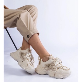 D/CEO Beige women's sports sneakers with a massive Lien sole 1
