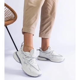 D/CEO White women's sneakers on the massive sole of the Colunga 2