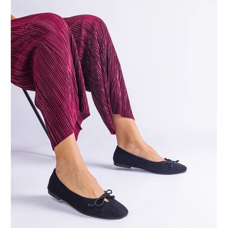 D/CEO Black ballerinas with a decorative Pollinos bow 1 D/CEO Black ballerinas with a decorative Pollinos bow 1