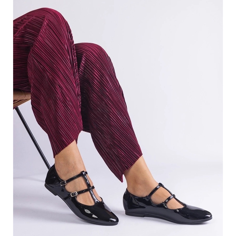 D/CEO Black lacquered ballerinas with marinos buckle 2