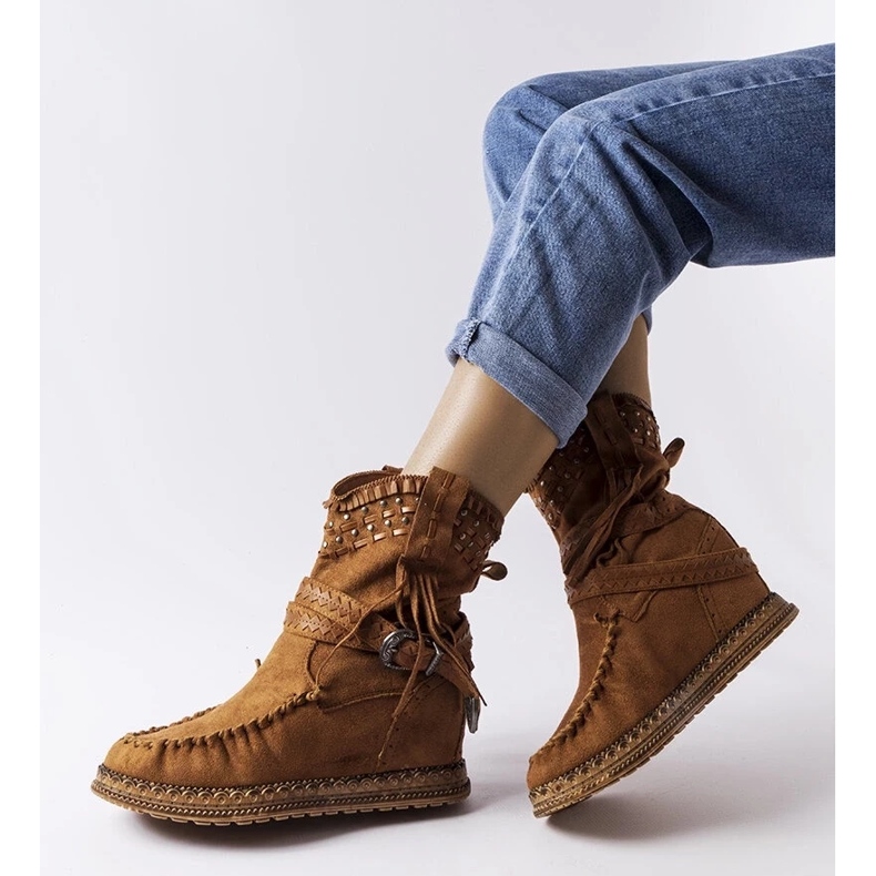 D/CEO Brown wedge boots from Beausoleil 2