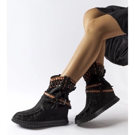 D/CEO Black wedge boots from Beausoleil 1