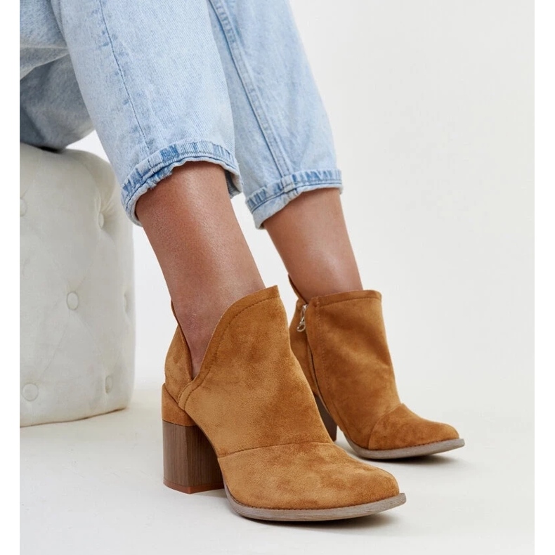 D/CEO Brown ankle boots with a cut-out block from Brankka 1