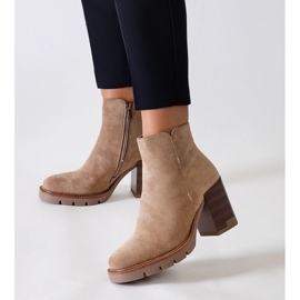 D/CEO Beige ankle boots with a wood motif, eco-suede Hamida 1