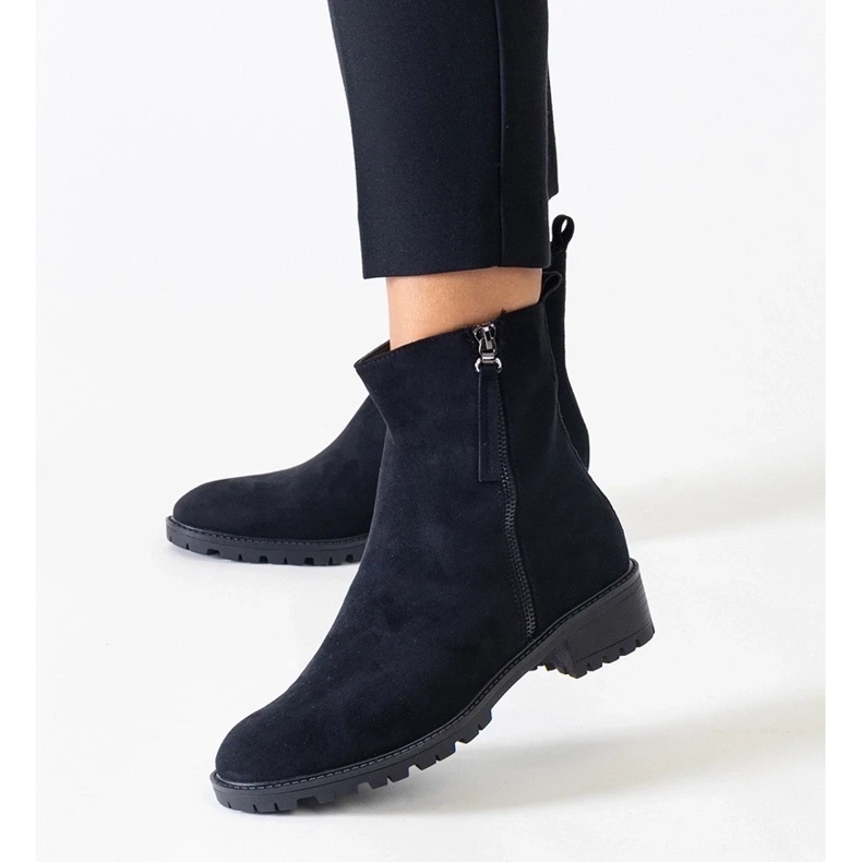 D/CEO Black high ankle boots on the Zahra eco-suede platform 2