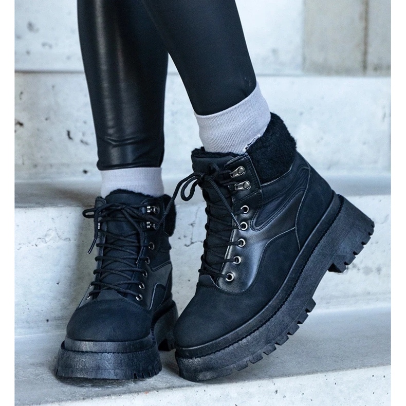 D/CEO Black sneakers with a thick sole and Best fur 2