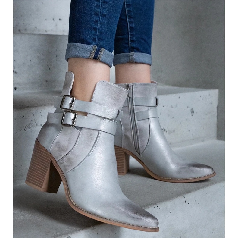 D/CEO Silver high-heeled ankle boots decorated with a Driss cutout 2 D/CEO Silver high-heeled ankle boots decorated with a Driss cutout 2