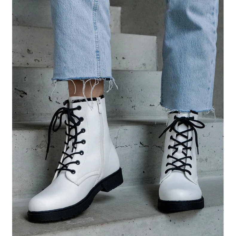 D/CEO White insulated worker boots in eco leather Veri 1