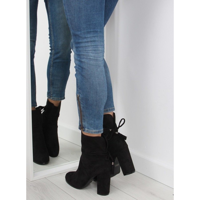 Black boots with wide heels 1318 black 1 Black boots with wide heels 1318 black 1
