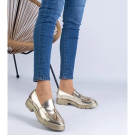 Golden metallic classic shoes with fringes 1 Golden metallic classic shoes with fringes 1