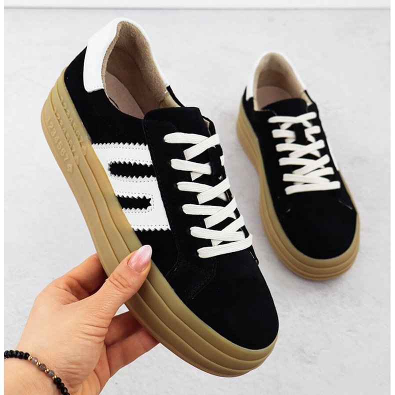 Leather shoes on the Black Filippo 6744 platform 1