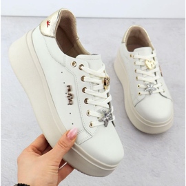 Shoes on the Filippo Paw592 platform beige 1