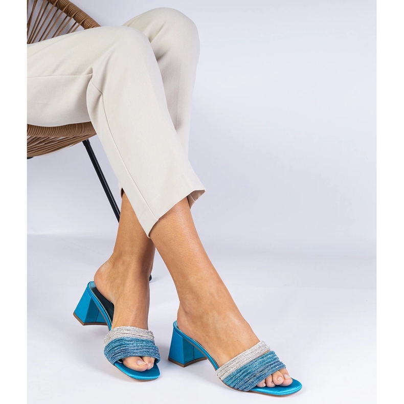 Blue elegant flip flops on the pillar with zircons 1