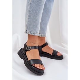 Women's sandals on the platform black 2