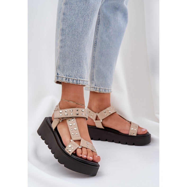 Decorated sandals on the beige platform 2