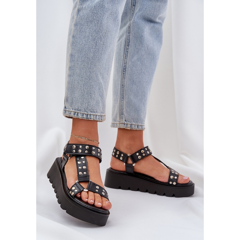 Decorated sandals on the black platform 2 Decorated sandals on the black platform 2