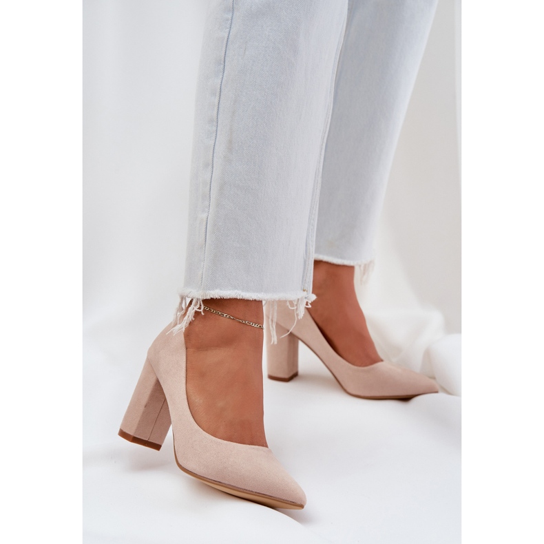 Women's pumps on the eco -suede pillar beige 2 Women's pumps on the eco -suede pillar beige 2