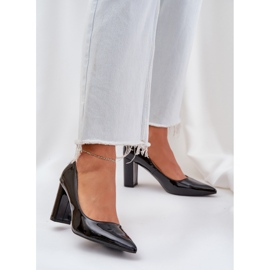 Painted pumps on the bar heels black 2