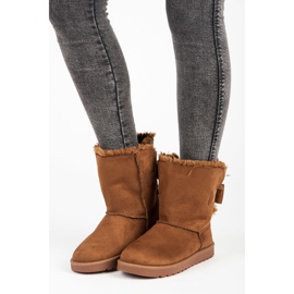 Suede mukluki with a bow brown 1