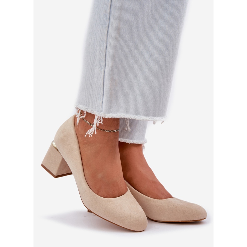 Eco suede pumps on the post beige 1