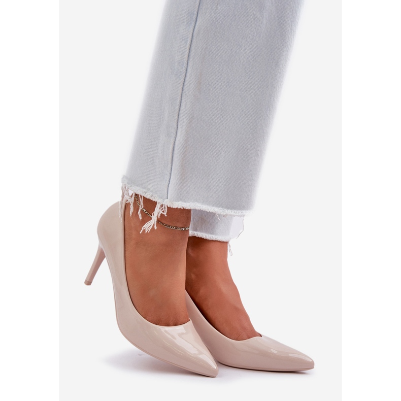 Painted high heels with pointed toasts beige 1