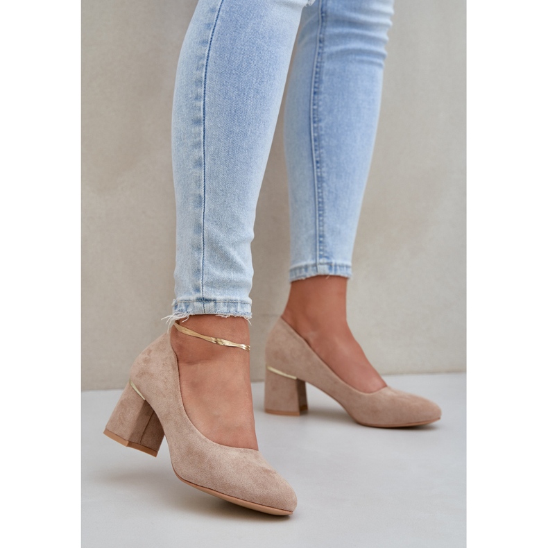 Eco suede pumps on the dark -sized post beige 2