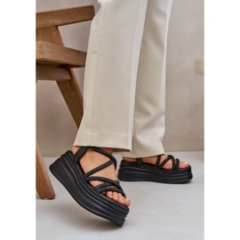 Sandals on a massive platform with black stripes 2