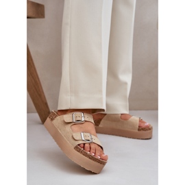Women's slippers on a massive platform with beige buckles 2